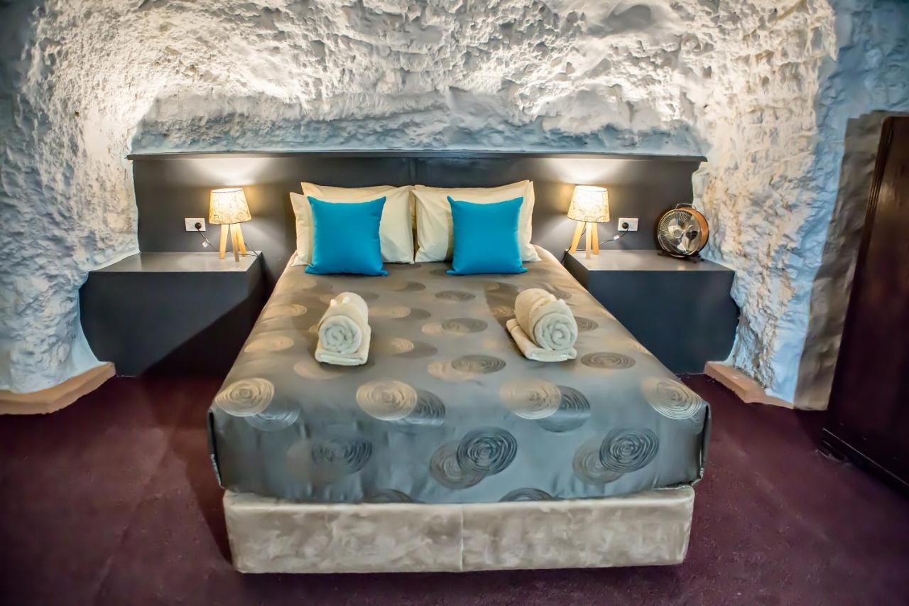 White Cliffs Underground Motel Exteriör bild